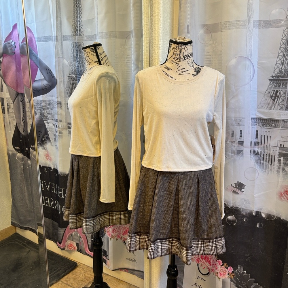 Mystree Brown Plaid Pleated Skirt